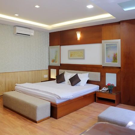 Thala Hotel Ho Chi Minh-stad Buitenkant foto